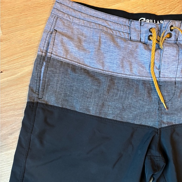 Men’s Billabong Swim Trunks - Picture 6 of 11